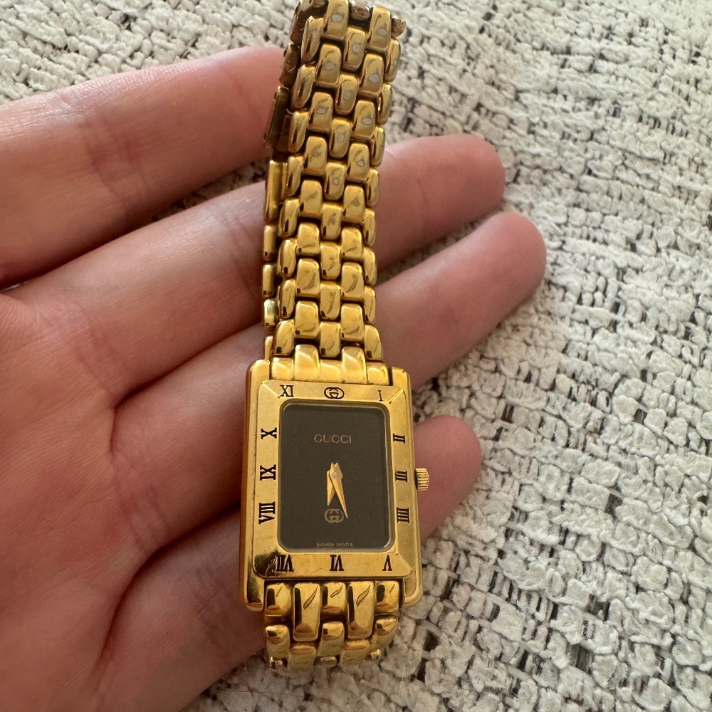 Gucci Gold Watch